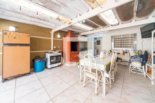 Casa à venda com 3 quartos, 230m² em Vila Pires, Santo André