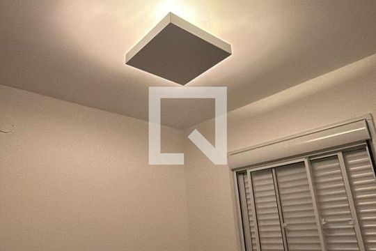 Quarto de apartamento para alugar com 2 quartos, 54m² em Jardim Recanto Suave, Cotia