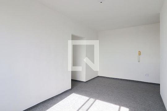 Sala de apartamento para alugar com 2 quartos, 66m² em Humaitá, Porto Alegre