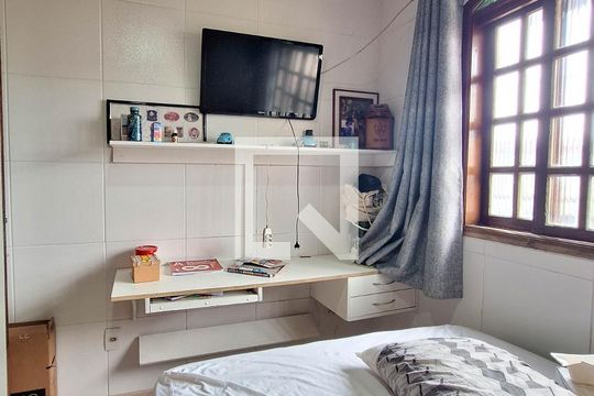 Quarto 1 de casa à venda com 4 quartos, 290m² em Engenhoca, Niterói