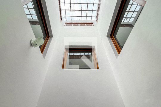 Casa de Condomínio à venda com 3 quartos, 750m² em Nacional, Belo Horizonte