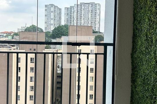 Sala de apartamento à venda com 2 quartos, 51m² em São Pedro, Osasco