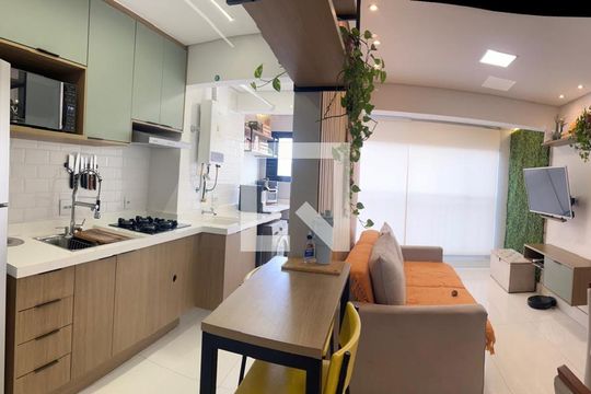 Sala de apartamento à venda com 2 quartos, 51m² em São Pedro, Osasco