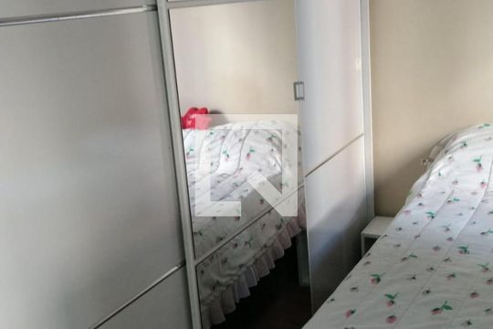Quarto de apartamento à venda com 2 quartos, 50m² em Jardim Miriam, São Paulo