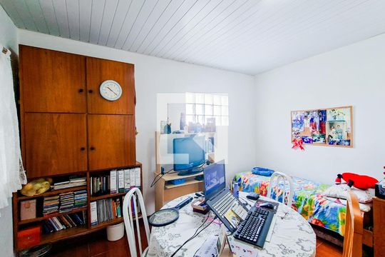 Quarto 1 de casa à venda com 4 quartos, 208m² em Parque Santo Antonio, Guarulhos