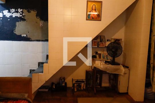 sala de casa para alugar com 4 quartos, 212m² em Umuarama, Osasco