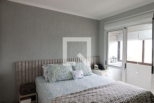 Apartamento à venda com 3 quartos, 95m² em Vila Ipiranga, Porto Alegre