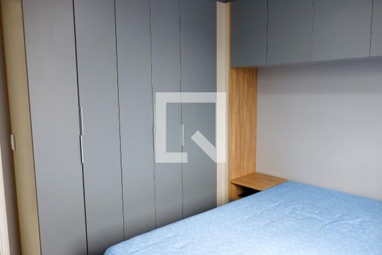 Apartamento à venda com 2 quartos, 54m² em Pestana, Osasco