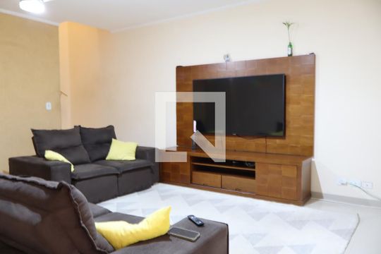 Sala de casa à venda com 2 quartos, 144m² em Vila Antonieta, São Paulo