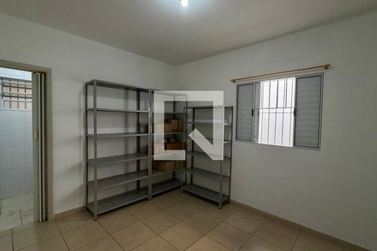 Quarto 1 de casa à venda com 2 quartos, 125m² em Jardim Ester Yolanda, São Paulo