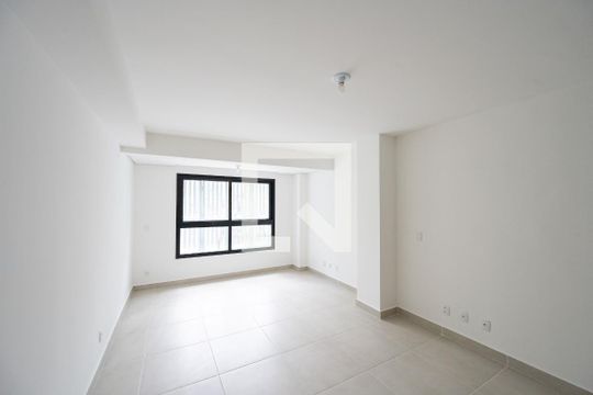 Sala/Quarto de kitnet/studio à venda com 1 quarto, 35m² em Mirandópolis, São Paulo