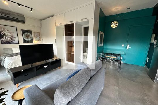 Sala de apartamento à venda com 1 quarto, 49m² em Residencial Tambore Iii, Santana de Parnaíba