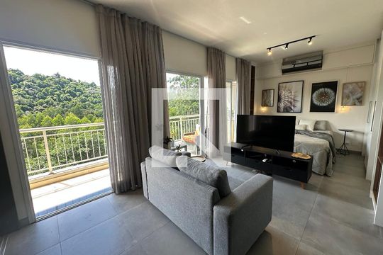 Sala de apartamento à venda com 1 quarto, 49m² em Residencial Tambore Iii, Santana de Parnaíba