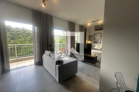 Sala de apartamento à venda com 1 quarto, 49m² em Residencial Tambore Iii, Santana de Parnaíba