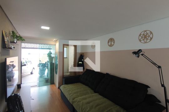Sala de casa à venda com 3 quartos, 114m² em Santa Amelia, Belo Horizonte