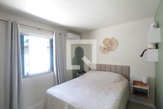 Suite de casa à venda com 3 quartos, 114m² em Santa Amelia, Belo Horizonte