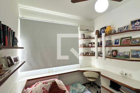 Apartamento à venda com 3 quartos, 112m² em Leme, Rio de Janeiro