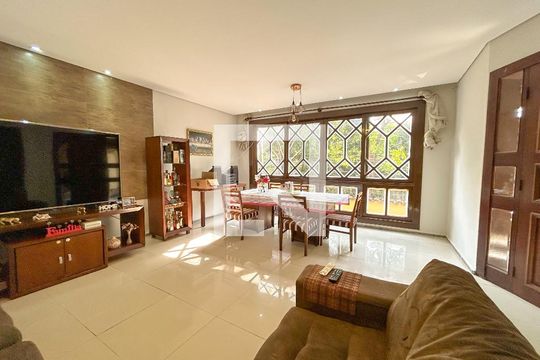 Casa à venda com 5 quartos, 180m² em Itapoã, Belo Horizonte