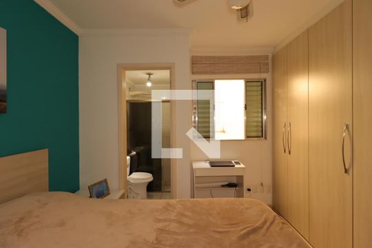 Suíte de apartamento à venda com 2 quartos, 57m² em Vila Camilópolis, Santo André