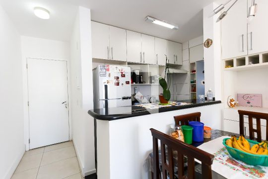 Cozinha de apartamento para alugar com 3 quartos, 66m² em Vila Andrade, São Paulo