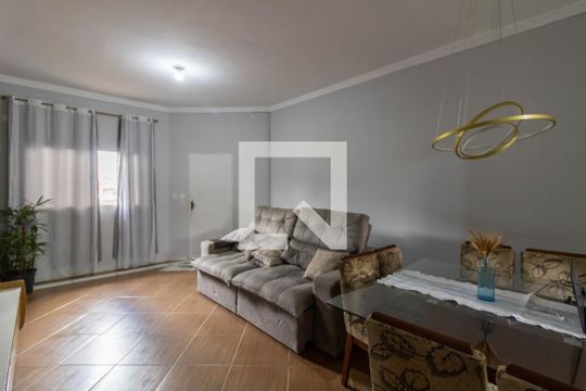 Sala de casa para alugar com 2 quartos, 300m² em Jardim Bela Vista, Guarulhos