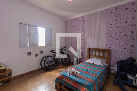 Quarto 2 de casa para alugar com 2 quartos, 300m² em Jardim Bela Vista, Guarulhos