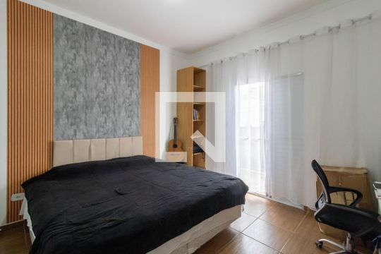 Quarto 1 de casa para alugar com 2 quartos, 300m² em Jardim Bela Vista, Guarulhos
