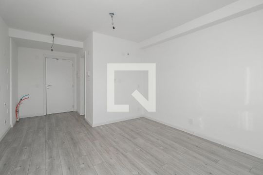 Studio de apartamento à venda com 0 quarto, 35m² em Passo D’areia, Porto Alegre