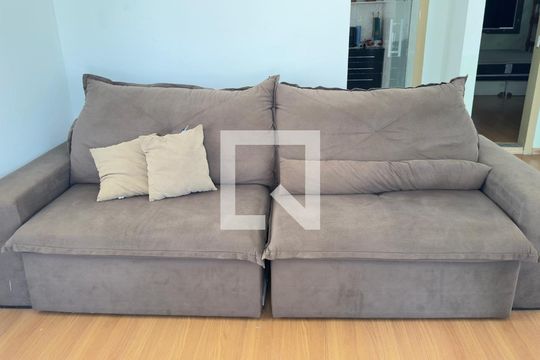 Sala de casa para alugar com 8 quartos, 800m² em Jardim Interlagos, Maricá