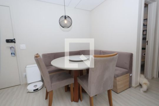 Sala de apartamento à venda com 2 quartos, 60m² em Vila Ema, São Paulo