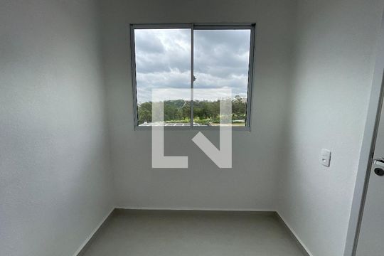 Quarto 1 de apartamento para alugar com 2 quartos, 36m² em Jardim Gilda Maria, São Paulo