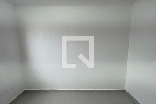 Quarto 2 de apartamento para alugar com 2 quartos, 36m² em Jardim Gilda Maria, São Paulo