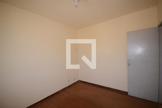  Quarto 1 de apartamento para alugar com 2 quartos, 58m² em Cascadura, Rio de Janeiro