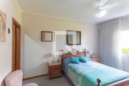 Suíte de casa à venda com 4 quartos, 212m² em Jardim Anchieta, Campinas