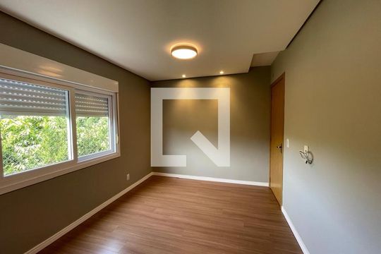 Apartamento à venda com 2 quartos, 58m² em Vila Nova, Novo Hamburgo