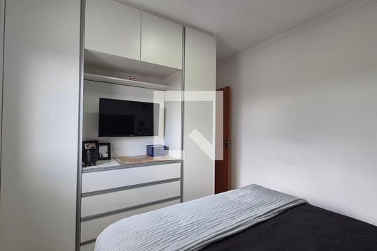 Suíte  de apartamento à venda com 2 quartos, 98m² em Parque Novo Oratório, Santo André