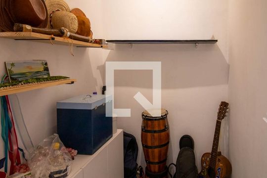 Sala de entrada de apartamento à venda com 2 quartos, 94m² em Parque Esmeralda, São Paulo
