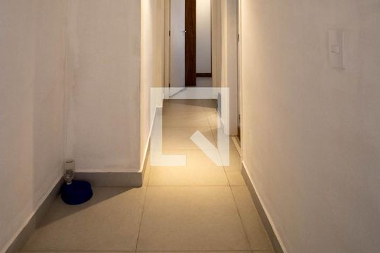 Corredor de apartamento à venda com 2 quartos, 94m² em Parque Esmeralda, São Paulo