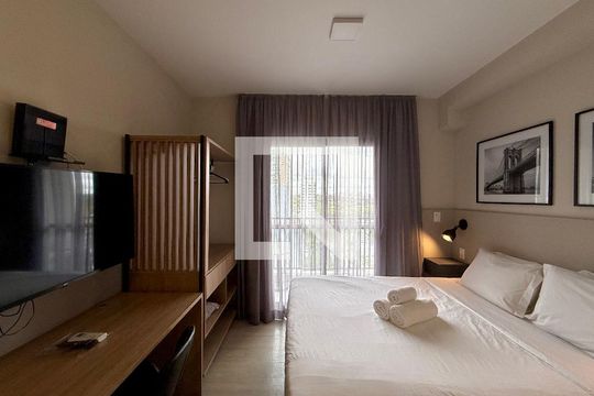 Quarto de kitnet/studio à venda com 0 quarto, 22m² em Jardim das Acacias, São Paulo