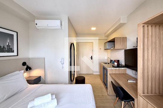 Quarto de kitnet/studio à venda com 0 quarto, 22m² em Jardim das Acacias, São Paulo