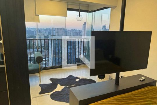 Sala / Quarto de apartamento à venda com 1 quarto, 25m² em Santo Amaro, São Paulo