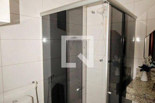 banheiro 1 de casa à venda com 5 quartos, 390m² em Bandeirantes (pampulha), Belo Horizonte