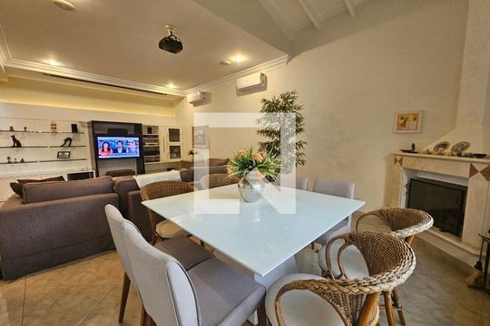 Casa de Condomínio para alugar com 4 quartos, 500m² em Morrinhos, Guarujá