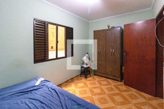 Casa à venda com 4 quartos, 221m² em Parque Continental, Guarulhos