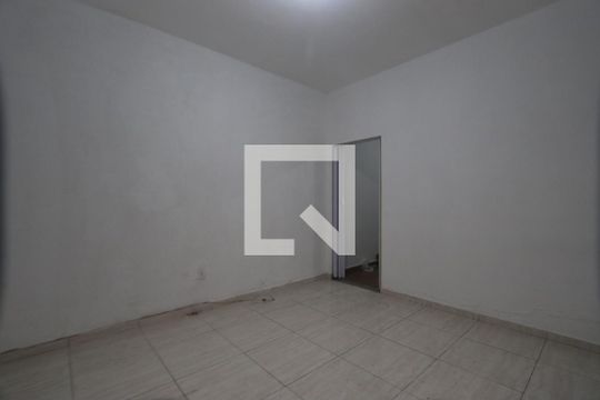 Sala de casa para alugar com 2 quartos, 80m² em Jardim Guairaca, São Paulo