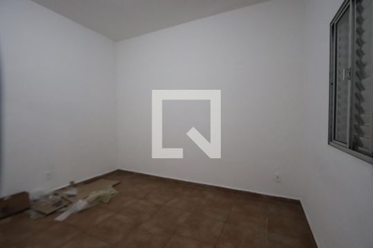 Quarto 1 de casa para alugar com 2 quartos, 80m² em Jardim Guairaca, São Paulo