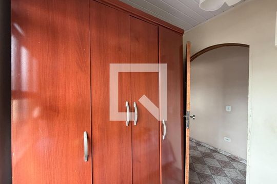 quarto 2 de casa à venda com 3 quartos, 184m² em Vila Santista, São Paulo