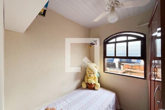 quarto 2 de casa à venda com 3 quartos, 184m² em Vila Santista, São Paulo