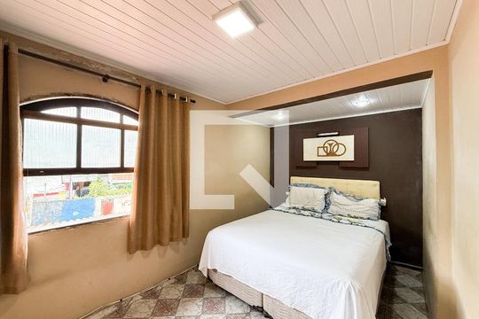 quarto 1 de casa à venda com 3 quartos, 184m² em Vila Santista, São Paulo