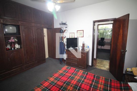 Quarto 1 de casa à venda com 4 quartos, 475m² em Bairro da Glória, Contagem